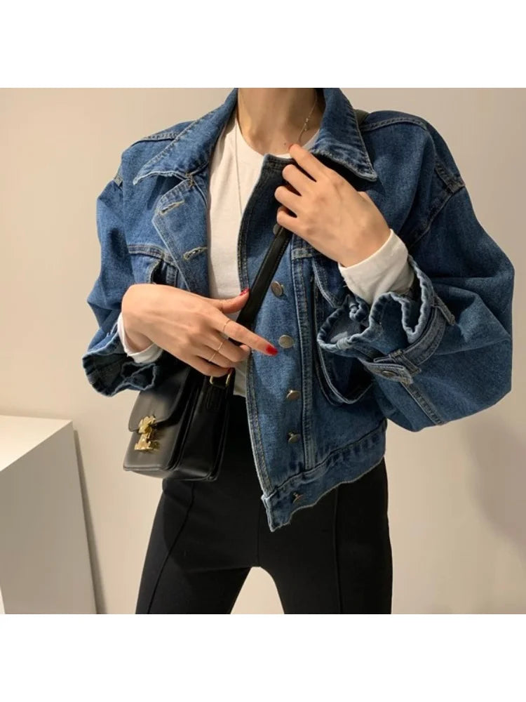 Women's Fashionable Cropped Denim Jacket Spring Autumn Turn-Down Collar Long Sleeve Oversized Loose Fit Outerwear