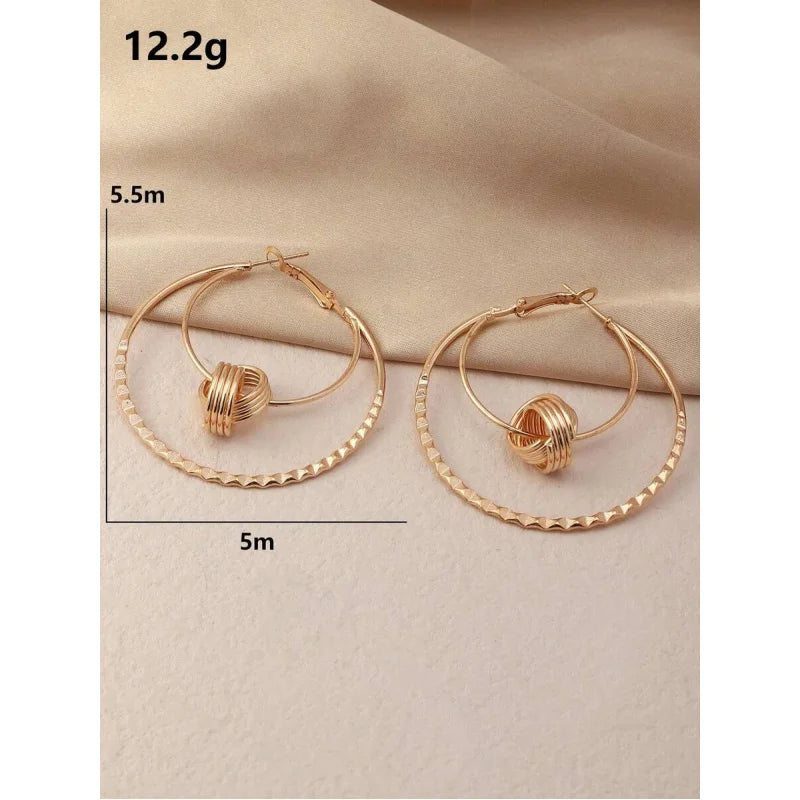 1 Pair Fashionable Minimalist Classic Exaggerated Gold Geometric Hoop Earrings For Women