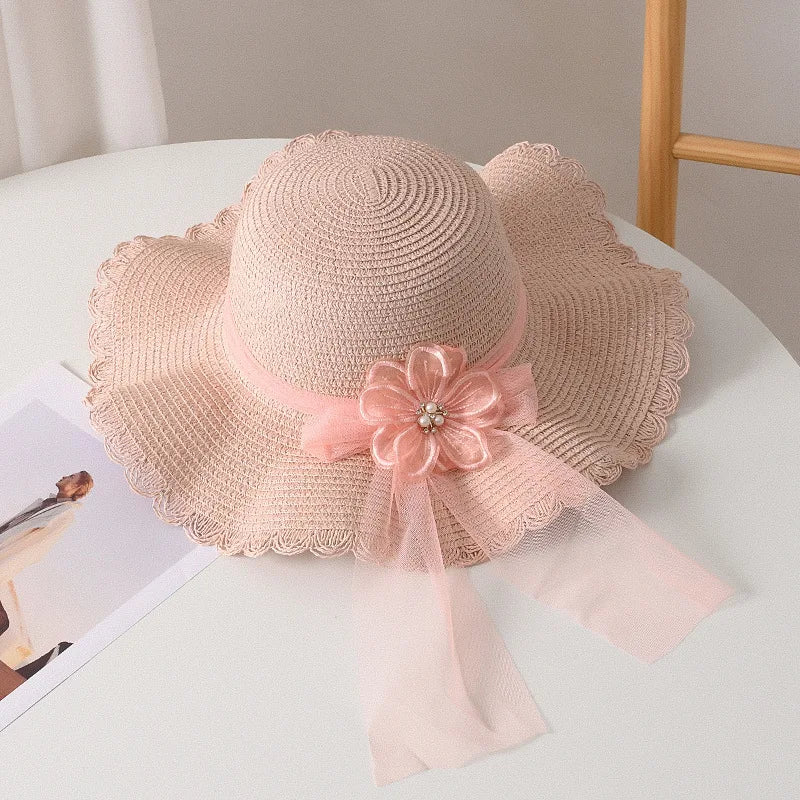 Women's Summer Straw Sun Hat, with Fresh Mesh Floral Decoration, Large Brim, Foldable and Portable Sun Protection Hat, Suitable for Daily Wear on Vacation, Holiday Gift