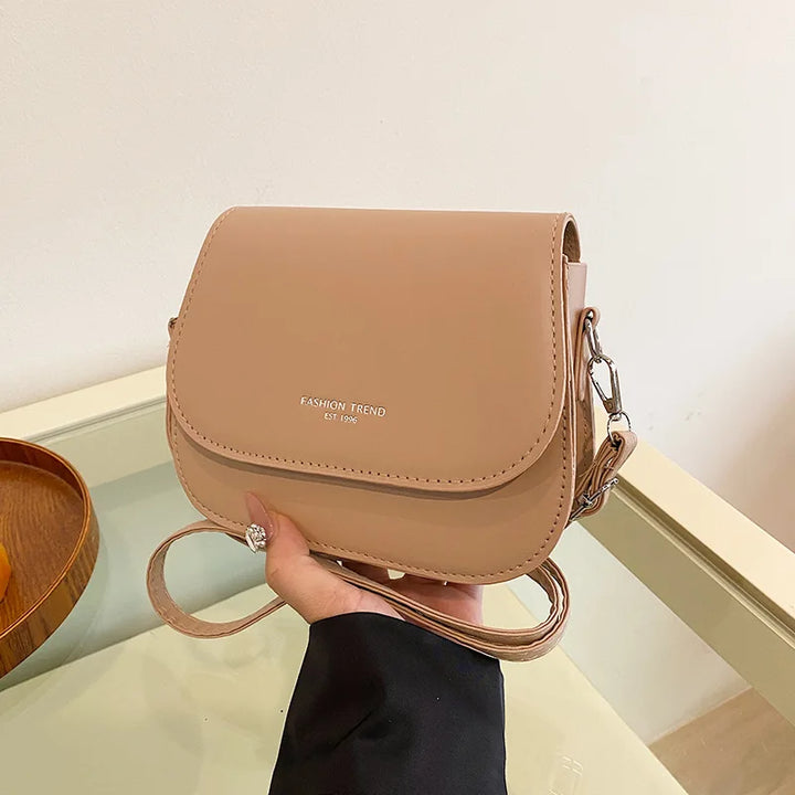 Fashionable Synthetic Leather Crossbody Bag, Womens Shoulder Bag, Simple Square Design, Adjustable Strap, Suitable for Daily Use